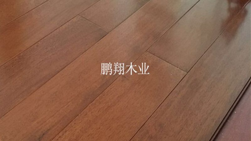 复合地板拆旧换新，如何选择合适的地板？**